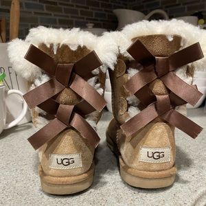 Girl’s UGG boots size 2